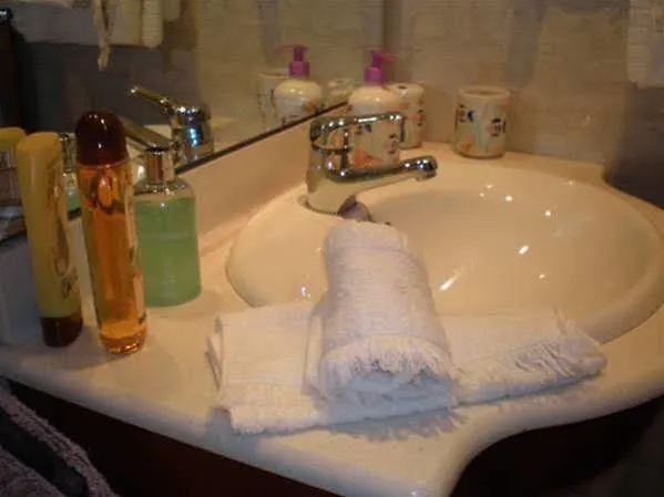 Hostal B&B Isabella Saint-Sébastien Hotel